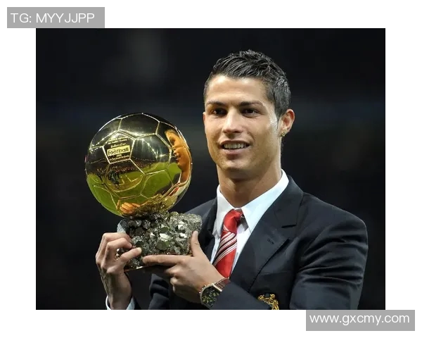 潮流发型引领风尚 足球界最具时尚感男球星盘点