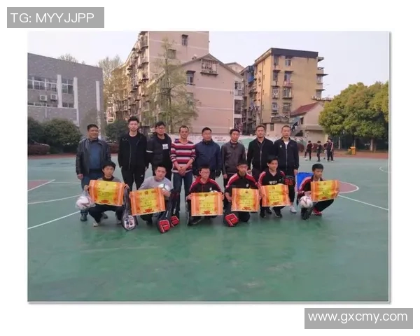 耐克携手世界足球巨星共绘绿茵荣耀瞬间展现团队激情与运动精神