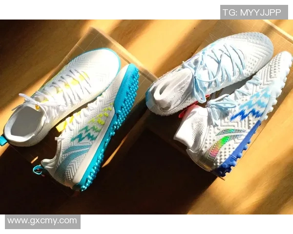 穿李宁足球鞋的知名足球明星有哪些及他们的场上表现分析 穿李宁足球鞋的知名足球明星有哪些及他们的场上表现分析